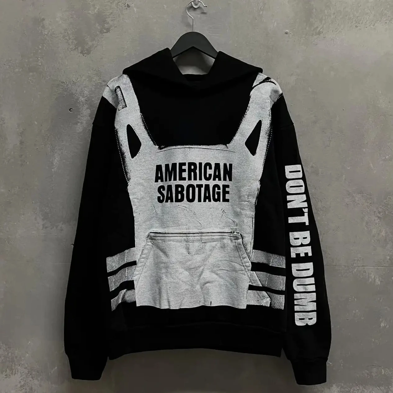 Sudaderas con capucha Sabotage - Winter Clothing Ideas For Women reseña y precio