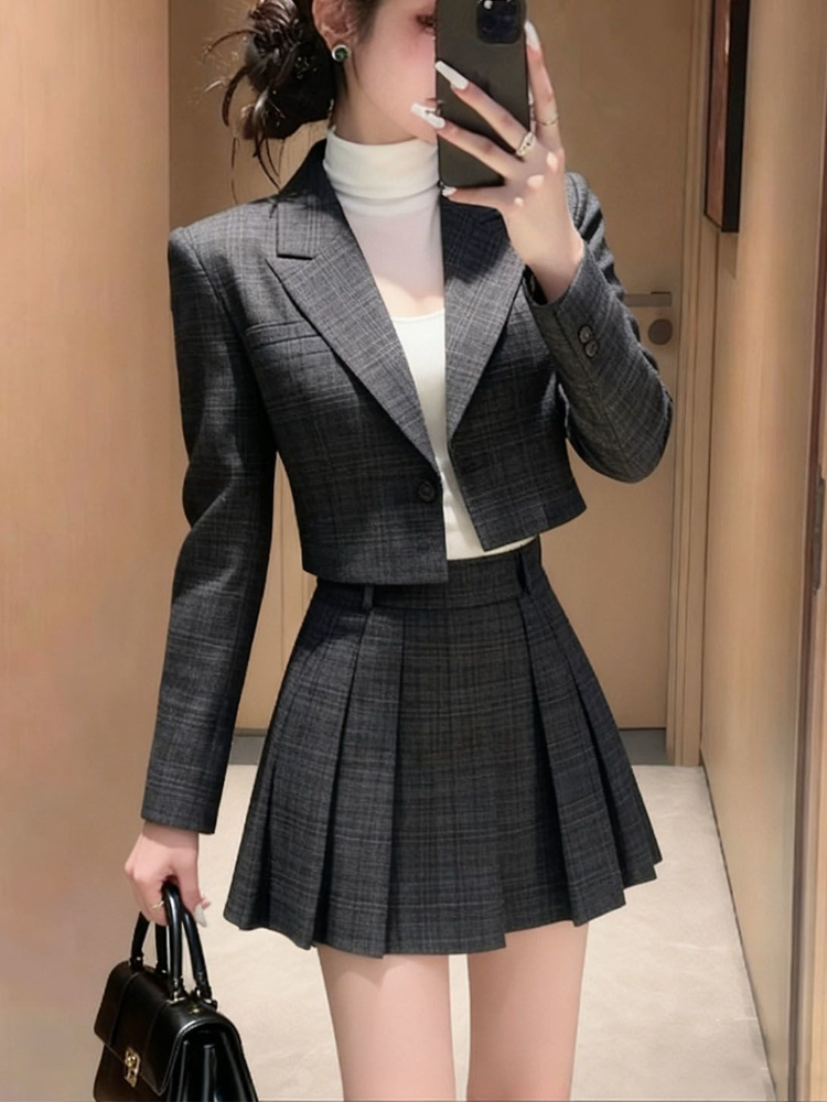Conjunto de Dos Piezas de Alta - Winter Clothing In French reseña y precio